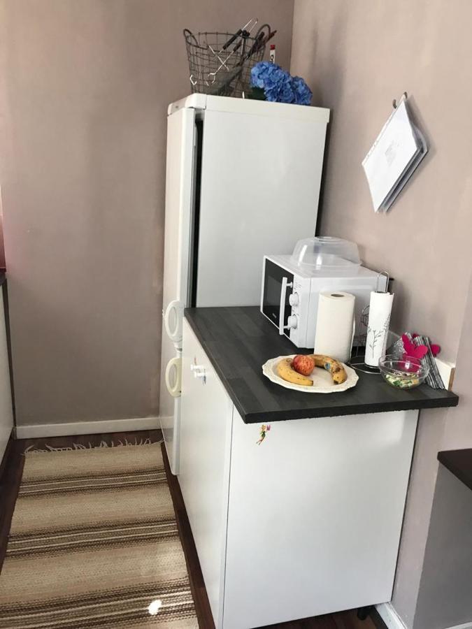 Vacker Hus I Naturen Froseke Luaran gambar